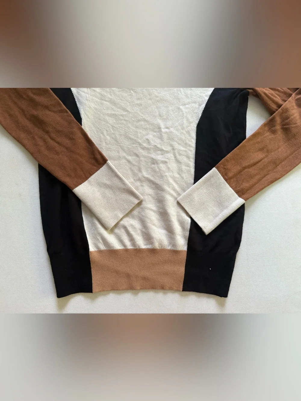 NWT LOFT Colorblock Crewneck Pullover sweater